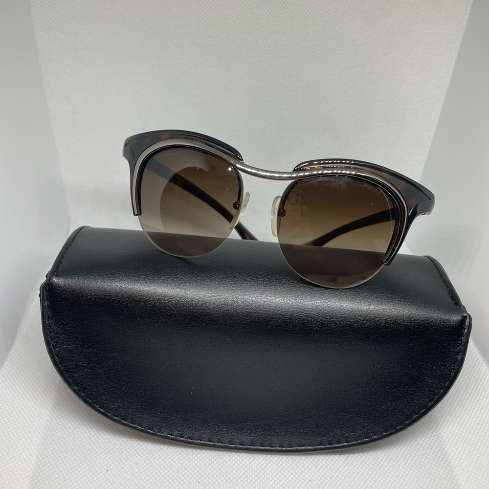 Prada Women’s Sunglasses SPR68O 5AV-3M 49/17/149 New No Tags - Picture 11 of 16